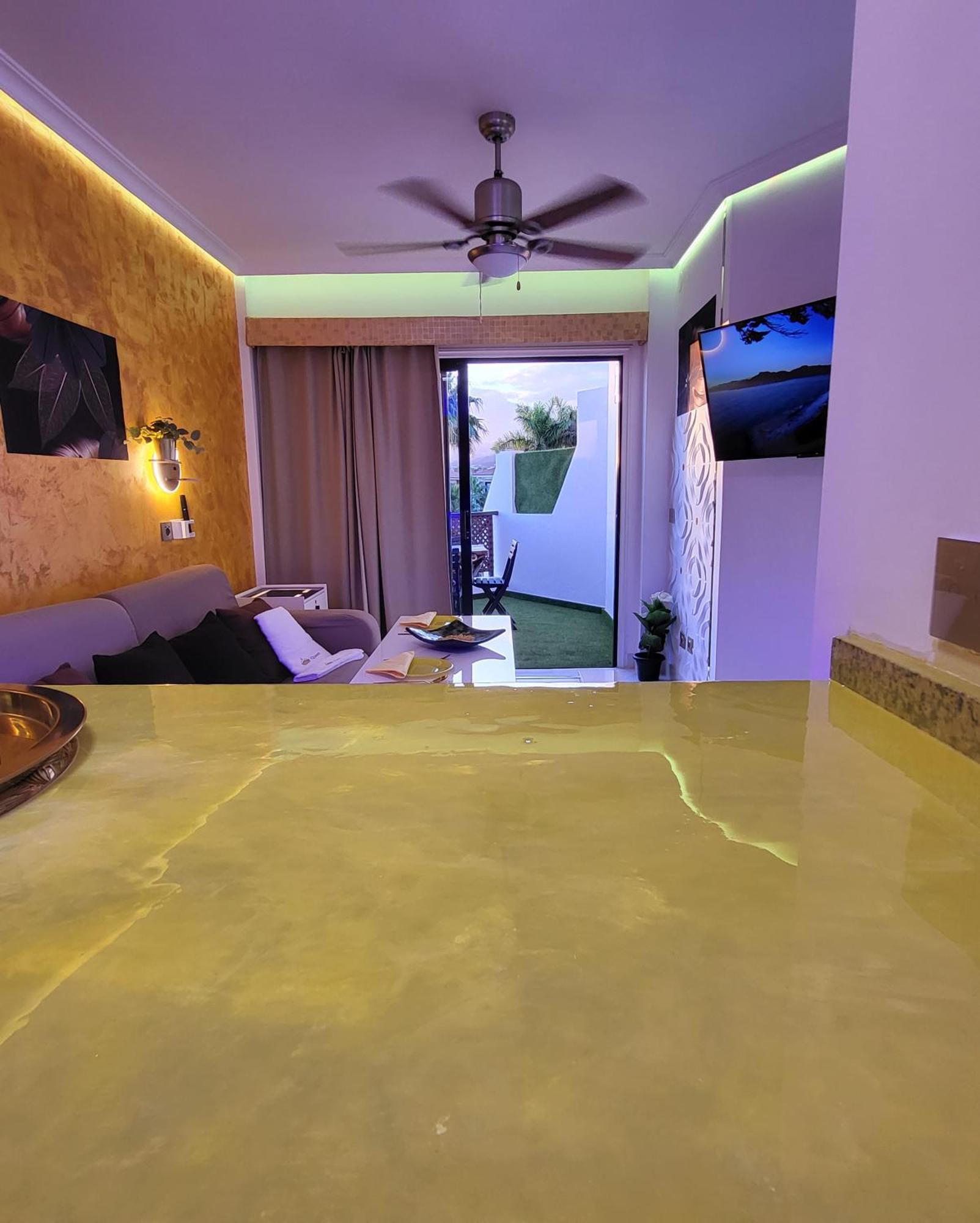 Moderno Y Luminoso Atico Con Vistas Y Piscina Apartment San Miguel de Abona Exterior photo